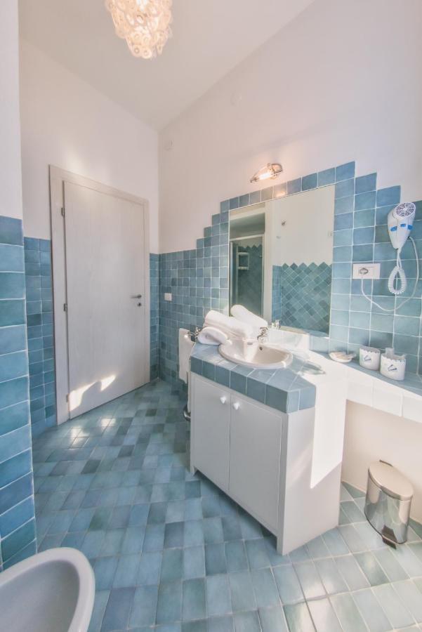 B&B Da Nicoletta San Pantaleo Exterior photo